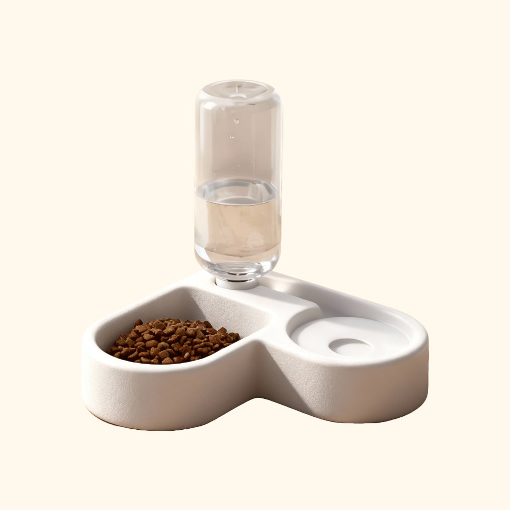 Comedero Corazón Pelumia™: Fuente de Agua Automática y Nutrición